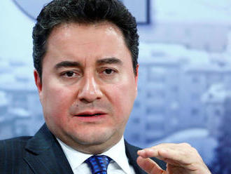 Tureckú vládnu stranu AKP opustila jedna z jej hlavných postáv - Ali Babacan