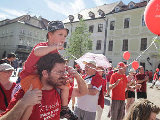 Pochod Hrdí na rodinu má pripomenúť dôležitosť otca a mamy pre dieťa