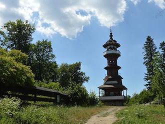 Jurkovičova rozhledna v Rožnově pod Radhoštěm láká turisty