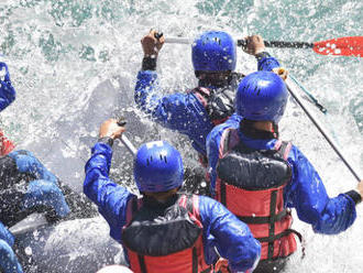 Zažite adrenalínový rafting na olympijskom kanáli na Liptove alebo na rieke Váh.