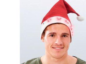 Chcete byť originálny a stredom pozornosti na večierkoch? Čiapka Santa Clausa s LED hviezdami je to 