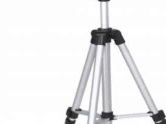 Fotografický tripod stojan - statív so stabilnou alumíniovou konštrukciou a masívnymi nohami.