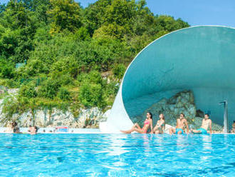 Miskolc Tapolca so vstupom do jaskynných kúpeľov a wellness v Hungária Panzió.