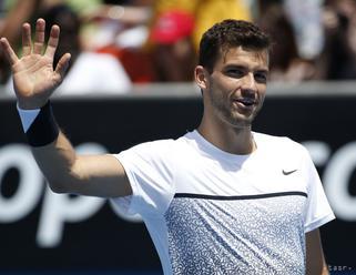 US Open: Dimitrov postúpil bez boja do 3. kola, Čorič odstúpil