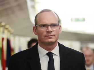 S. Coveney: Británia neponúka k írskej poistke relevantnú alternatívu