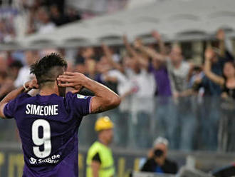 Cagliari získalo z Fiorentiny útočníka Simeoneho