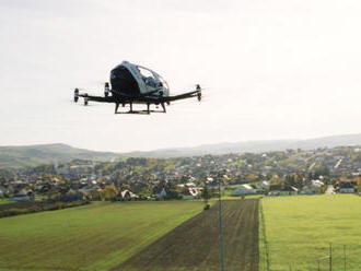 Lietanie bez pilotov? V Číne testujú prepravu ľudí dronmi