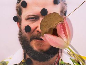 Bon Iver počtvrté: Rozprodala už se scéna prvních hipsterů, nebo pořád mění svět?