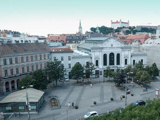 Námestie Nežnej revolúcie o krok bližšie k realite