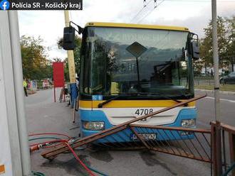 FOTO Smrtiaci autobus z Košíc: Ženu   pri výskoku vozidlo zachytilo, podané trestné oznámenie