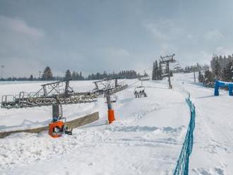 Celodenná aj večerná lyžovačka v poľských Tatrách v obľúbenom Jurgow Ski len 1 km od hraníc.