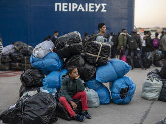 Grécko zatvorí v nadchádzajúcich mesiacoch tzv. hotspoty pre migrantov