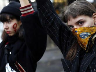 V Poľsku sa konali protesty proti takmer úplnému zákazu interrupcií