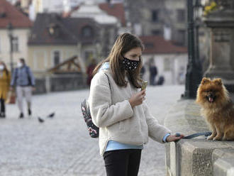 V Česku pribudlo 8075 nových prípadov nákazy a 44 úmrtí