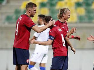 Ospalá výhra. Čeští fotbalisté na Kypru neexcelovali, přesto zvítězili 2:1