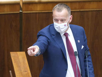 Kollár má strach z koronavírusu, môže paralyzovať parlament