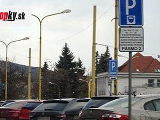 Mesto Prešov podpísalo zmluvu na nákup parkovacích automatov