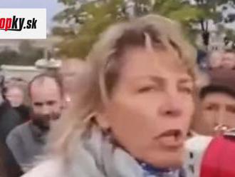 VIDEO Učiteľka z protestu je len vrchol ľadovca: PRIESKUM odhalil, že tretina pedagógov verí konšpir