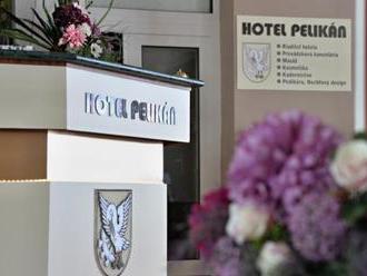 Hotel Pelikán - je situovaný v centre mesta Lučenec a ponúka komfortné ubytovanie.