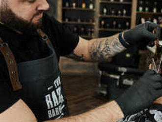 Pánsky strih, holenie britvou alebo Kombo v The Razors BarberShop na Radlinského č. 27