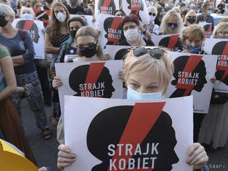 Protesty proti obmedzeniu interrupcií pokračovali v Poľsku už 11. deň