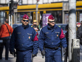 Dodržiavanie opatrení v Maďarsku kontrolujú policajti aj vojaci