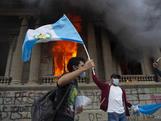 Guatemala po protestoch odstupuje od schválenia budúcoročného rozpočtu