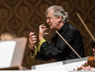 Gardiner nebo Buchbinder. Česká filharmonie bude vysílat adventní koncerty