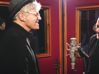 Jesse Colin Young + Steve Miller = nová verzia hymny Get Together