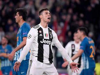 Ronaldo pod palbou kritiky: Je to ignorant, nemá úctu ke spoluhráčům