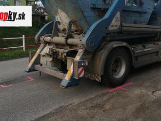 FOTO Obrovská tragédia pri Piešťanoch! Nákladiak zachytil dôchodcu, nemal šancu prežiť