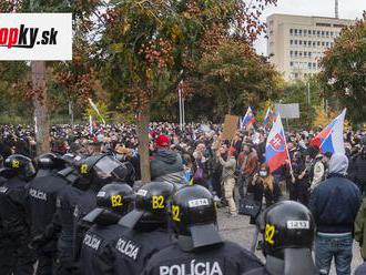 Zhromaždenie zo 17. októbra bude mať dohru: Polícia pátra po viacerých osobách na FOTO