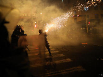 Počas protestov v Peru polícia zastrelila 19-ročného mladíka