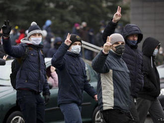 Vo Francúzsku na protestoch proti policajnej brutalite zatkli 95 ľudí