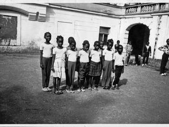 Češi je přijali jako dětské uprchlíky. Dnes žijí v Namibii a vaří česká jídla