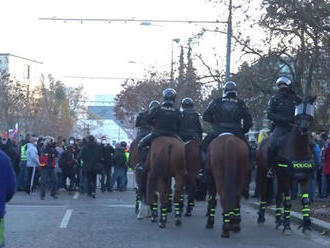 Unikátny film z protestov. 17. november 2020 bez masky