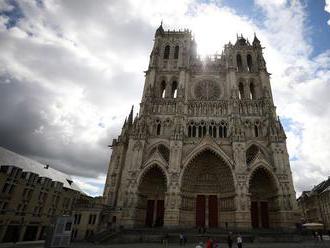 V katedrále Notre-Dame sa na Štedrý večer konal prvý koncert od požiaru