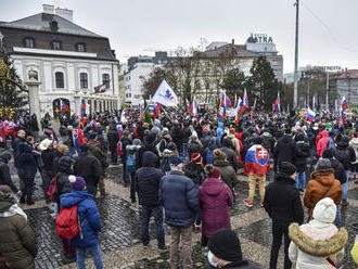 V súvislosti s nepovoleným zhromaždením zadržali 40-ročného muža