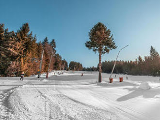 Celodenný skipas do strediska SKI Čertov so 7 traťami, z ktorých si vyberie každý.