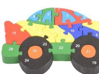 Vzdělávací drevené puzzle auto var.2