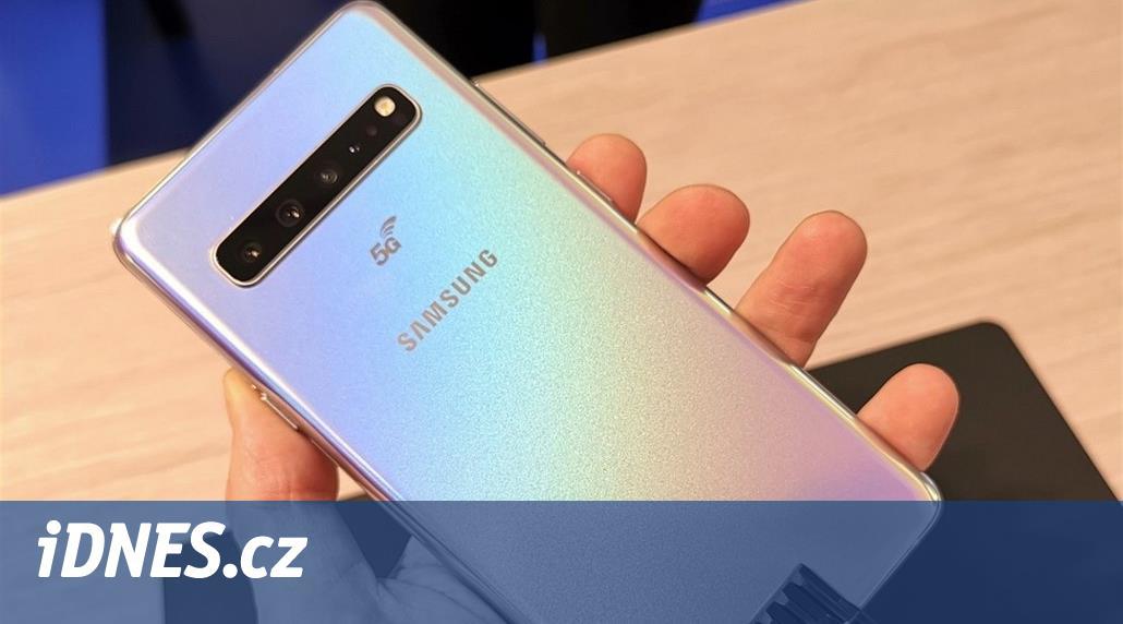 Samsung vládne 5G smartphonům. Příští rok ho však sesadí Apple