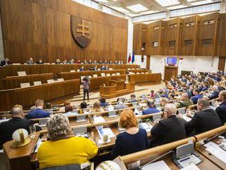 Parlament nebude rokovať o zrušení diaľničných známok