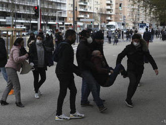 Egypt vyhlási v súvislosti s koronavírusom nočný zákaz vychádzania