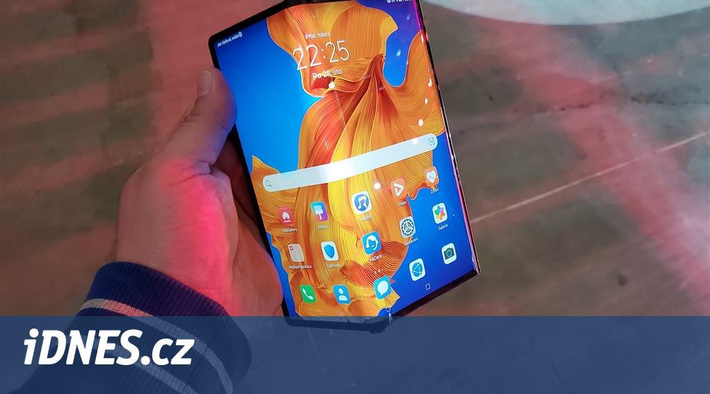 Nejdražší smartphone v Česku. Ohebný model bez Googlu vyjde na 60 tisíc