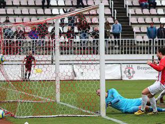 Pěkně atraktivní start jara. Žižkov přejel v derby Duklu