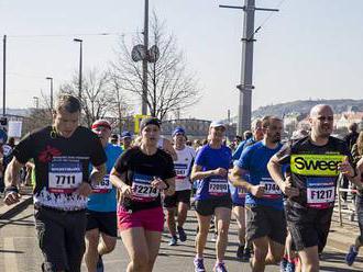 Pražský půlmaraton je odložen.  Náhradní termín není znám