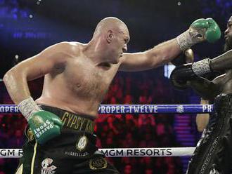 Wilder si na odvetu s Furym musí počkat. V červenci se boxovat nebude