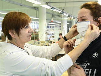 Slovensko čaká, či opatrenia proti vírusu zaberú