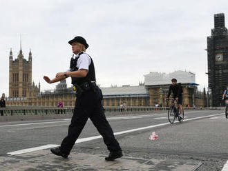 Britská ekonomika sa v 2. štvrťroku prepadne do hlbokej recesie