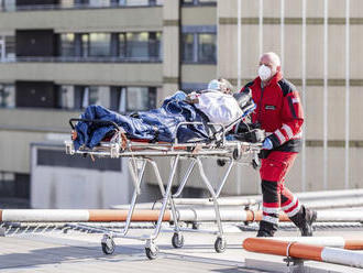 Nákaza spôsobená novým koronavírusom má už viac ako 160.000 obetí